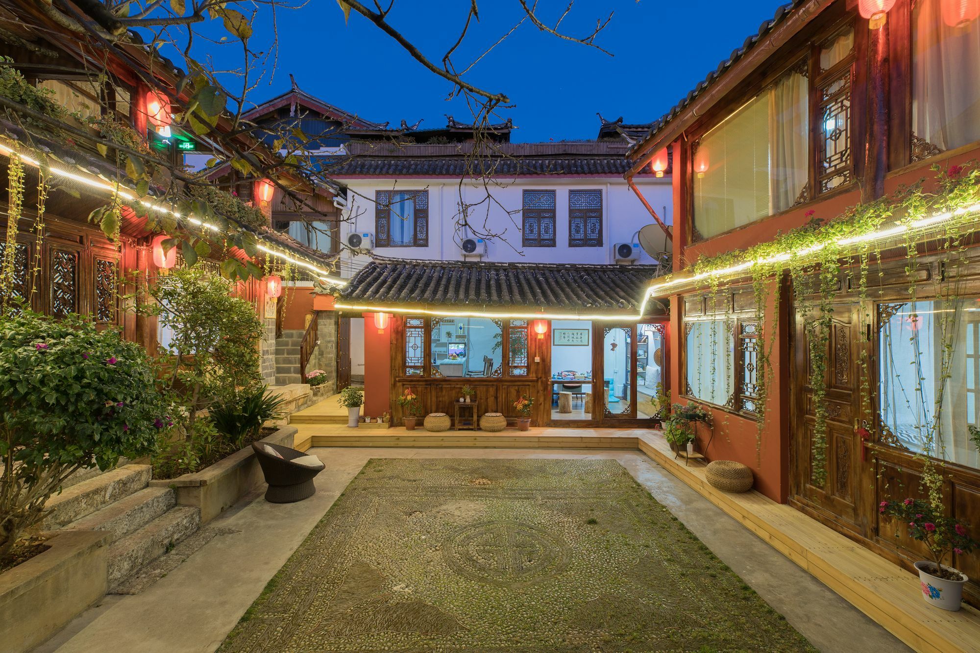 Lijiang Buwuzhai Inn Exterior photo